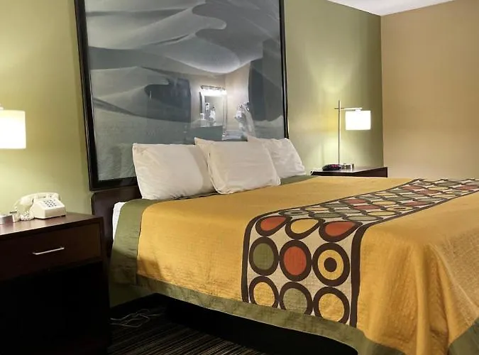 Super 8 By Wyndham Casa Grande