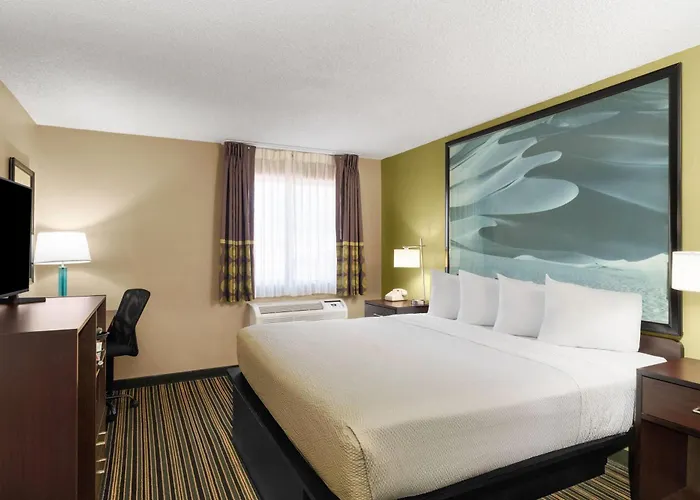 Hotel Super 8 By Wyndham