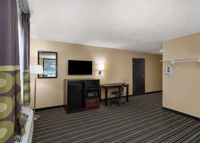 Super 8 By Wyndham Casa Grande