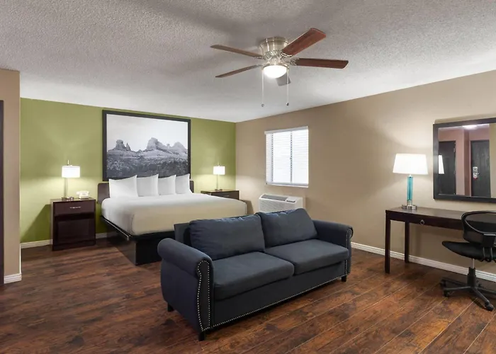 Super 8 By Wyndham 2*